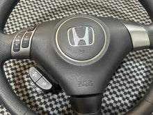 Load image into Gallery viewer, JDM Vinyl CL9 06-08 steering wheel