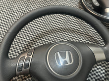 Load image into Gallery viewer, JDM Vinyl CL9 06-08 steering wheel