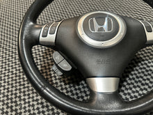 Load image into Gallery viewer, JDM RB1 steering wheel