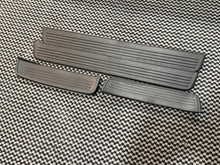 Load image into Gallery viewer, CL7 Black Plastic Door Sills