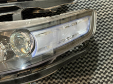 Load image into Gallery viewer, 06-08 J7 Euro R OEM Headlight pair