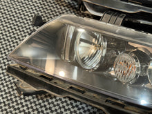 Load image into Gallery viewer, 06-08 J7 Euro R OEM Headlight pair