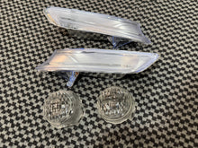 Load image into Gallery viewer, 06-08 Oem headlight blue corner and clear signal pair