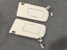 Load image into Gallery viewer, CL7 Oem sun visor pair
