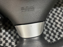 Load image into Gallery viewer, JDM RB1 steering wheel