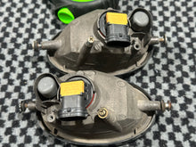 Load image into Gallery viewer, 04-05 Modulo Ion fog light pair