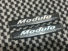 Load image into Gallery viewer, Modulo sideskirt badge pair