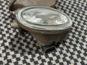 04-05 left side Oem fog light