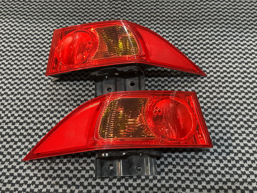 06-08 Euro R Amber Corner Tails