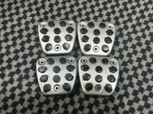 Load image into Gallery viewer, CL7 euro r pedal covers