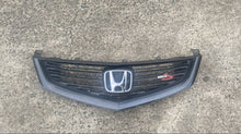 Load image into Gallery viewer, 06-08 Type S JDM Front Grill (Japan Inventory)