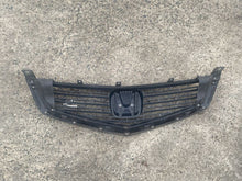 Load image into Gallery viewer, 06-08 Type S JDM Front Grill (Japan Inventory)