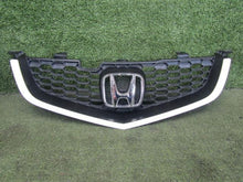 Load image into Gallery viewer, 04-05 euro r JDM Front Grill (Japan Inventory)